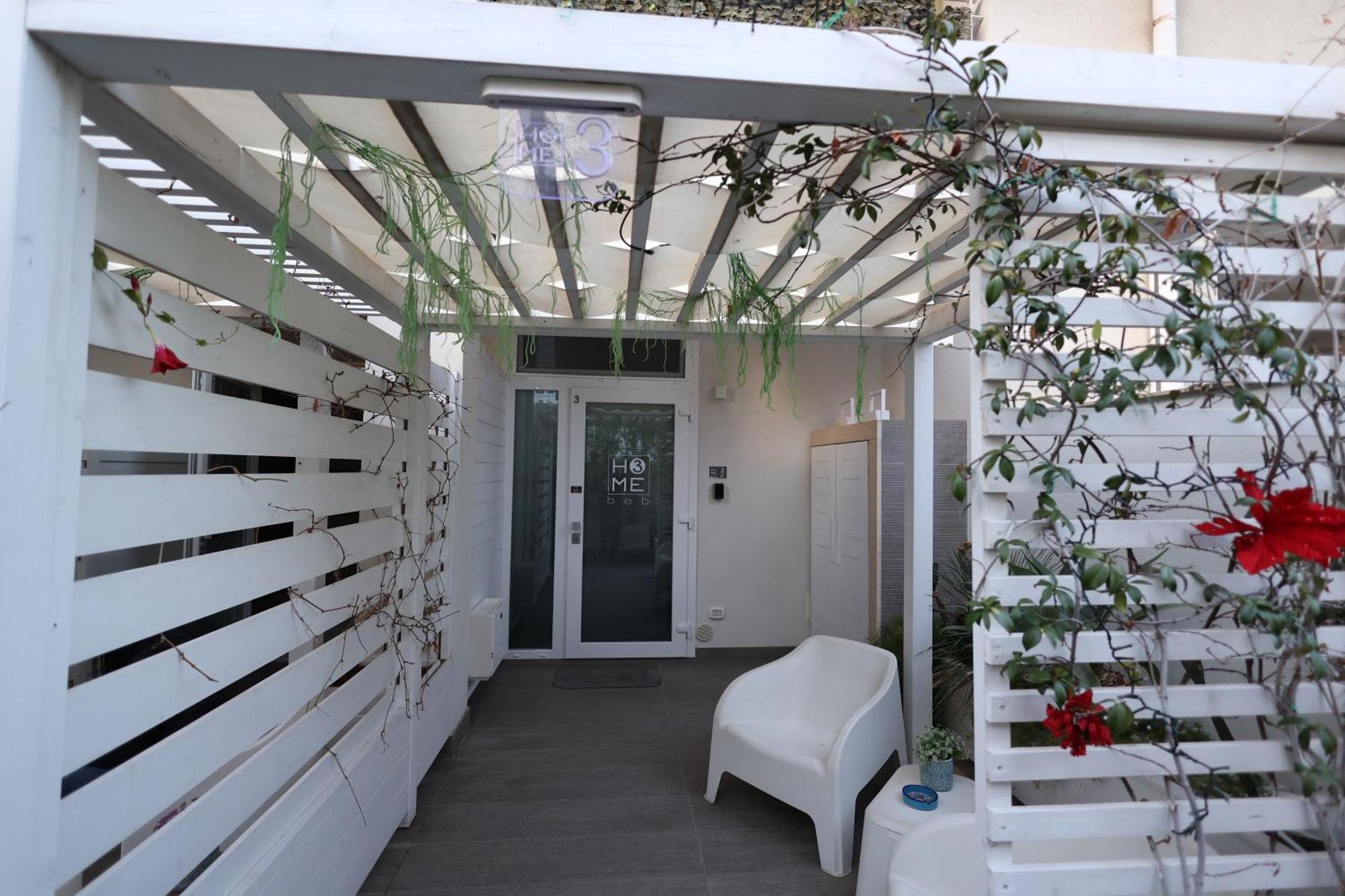 Home3 Bed Superior Room Bisceglie Exterior photo