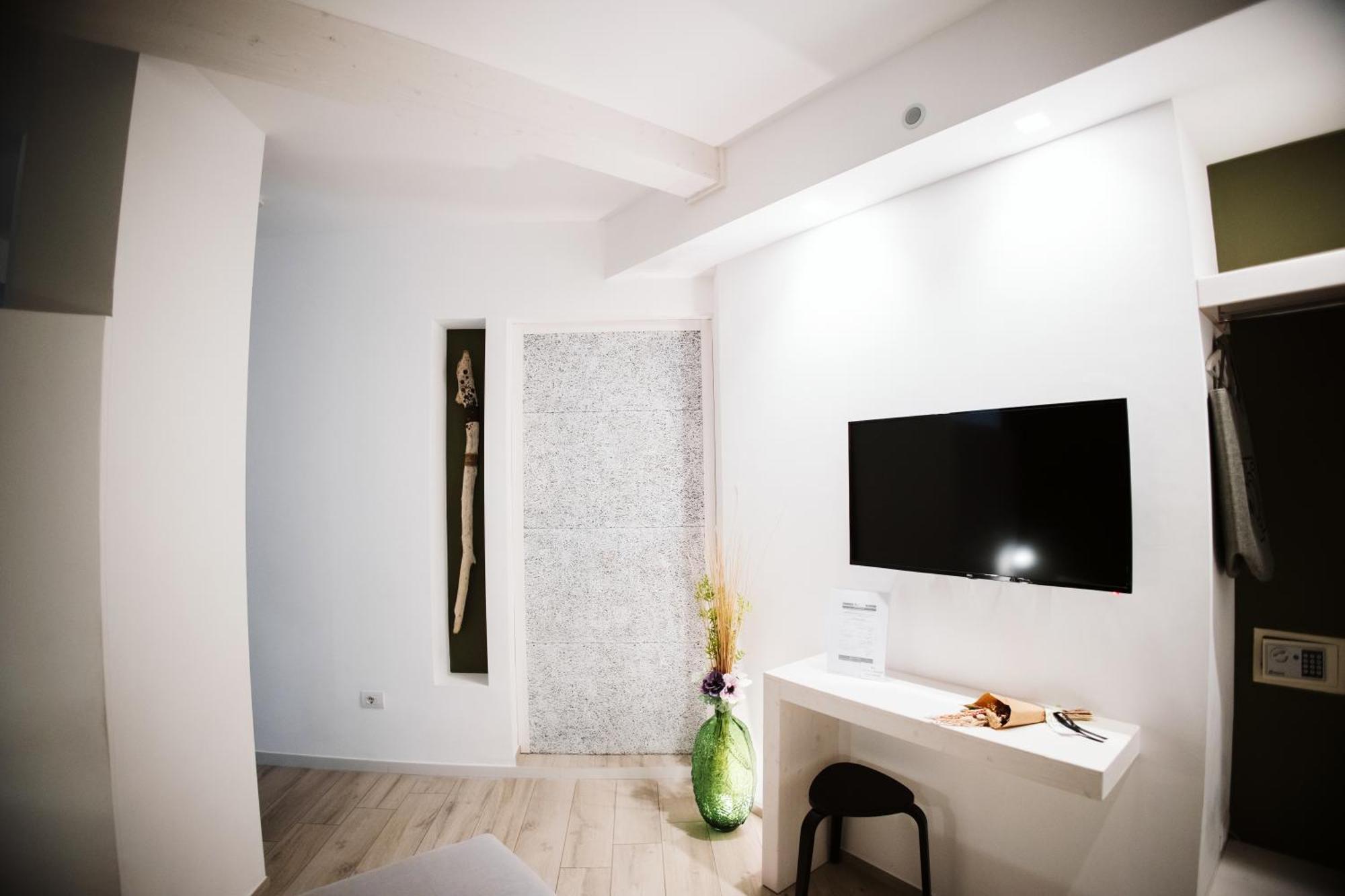 Home3 Bed Superior Room Bisceglie Exterior photo
